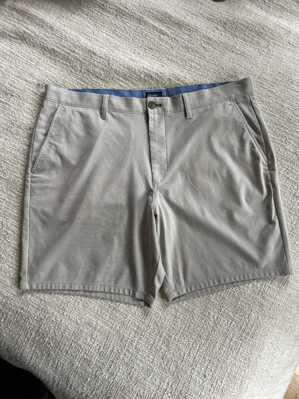 Johnnie-O Men's 8" Jupiters Stretch Cotton Performance Golf Shorts size: 36”